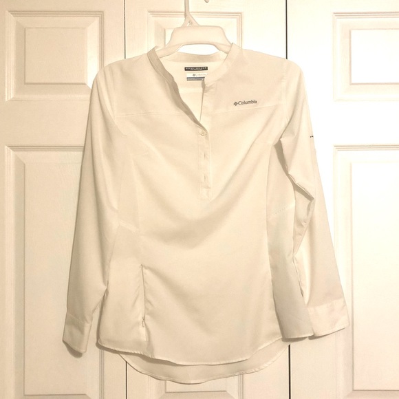 Columbia Tops - Columbia Polo Casual Shirt Long sleeve sun protective  sz XS